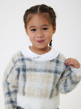 Load image into Gallery viewer, Tartan sweater