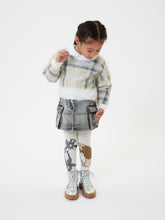 Load image into Gallery viewer, Tartan sweater