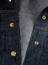 Load image into Gallery viewer, Neive Rev Woman Jacket