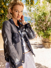 Load image into Gallery viewer, Neive Rev Woman Jacket