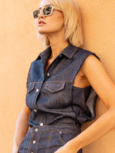 Load image into Gallery viewer, Gilet Sfrangiato Denim
