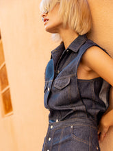 Load image into Gallery viewer, Gilet Sfrangiato Denim