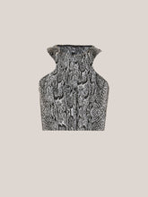 Load image into Gallery viewer, Seamless Python Crop Top