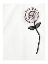 Load image into Gallery viewer, Blouse with 3D rose poplin
