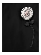 Load image into Gallery viewer, Blouse with 3D rose poplin