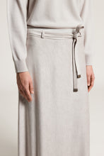 Load image into Gallery viewer, Velvet midi skirt
