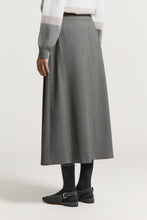 Load image into Gallery viewer, Stretch wool midi skirt