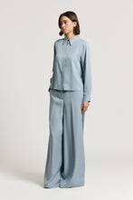 Load image into Gallery viewer, Peach-finish pure tencel twill fluid shirt