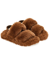 Load image into Gallery viewer, Monnalisa Plush Slippers