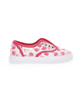 Load image into Gallery viewer, Canvas sneakers hearts