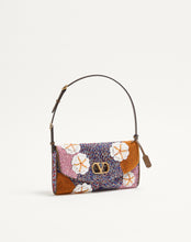Load image into Gallery viewer, Devain Small Embroidered Shoulder Bag