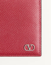 Load image into Gallery viewer, VLogo Signature Grainy Calfskin Wallet
