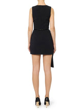 Load image into Gallery viewer, Dress in lightweight crêpe fabric with tuxedo details