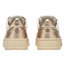 Load image into Gallery viewer, autry sneakers