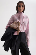 Load image into Gallery viewer, C6234178P-STRIPE-CRAVAT-SHIRT-PINK-SCANLANTHEODORE-6_1773358740