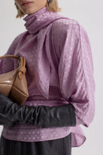 Load image into Gallery viewer, C6234182-SILK-POPPY-JACQUARD-BLOUSE-PALE.LILAC-SCANLANTHEODORE-6_1773358570
