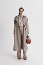 Load image into Gallery viewer, C6270047T-ITALIAN-TRENCH-TAUPE-SCANLANTHEODORE-6_1770679944