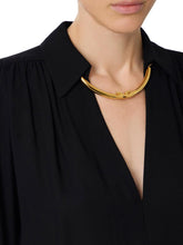 Load image into Gallery viewer, Blouse in georgette fabric with jewel detail