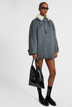 Load image into Gallery viewer, Over parka with zip and shearling collar