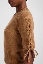 Load image into Gallery viewer, Short-sleeve sweater in pure cashmere with side braid detail
