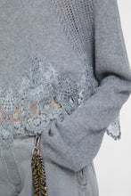 Load image into Gallery viewer, Cropped sweater in pure cashmere with rebrodè lace inlay