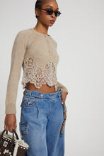 Load image into Gallery viewer, Cropped cardigan in pure cashmere with mandarin collar and rebrodè lace