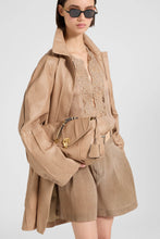 Load image into Gallery viewer, Plissé Real Leather Coat