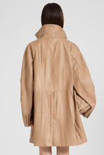 Load image into Gallery viewer, Plissé Real Leather Coat