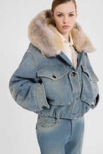 Load image into Gallery viewer, Cropped tailored wool and cotton parka with shearling collar