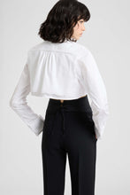 Load image into Gallery viewer, Cropped cotton poplin shirt with Valencienne lace bow detail