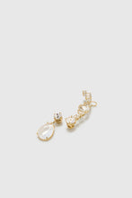 Load image into Gallery viewer, Drop crystal gold earring with crystal ear cuff