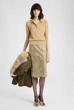 Load image into Gallery viewer, Cotton and lurex polo with embroidered tulle collar