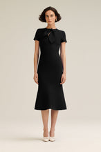 Load image into Gallery viewer, CREPE KNIT CRAVAT DRESS - BLACK