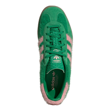 Load image into Gallery viewer, adidas Gazelle Indoor Green/GlowPink JP8342