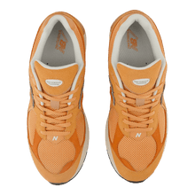 Load image into Gallery viewer, New Balance 2002R Copper/Salt M2002RFJ