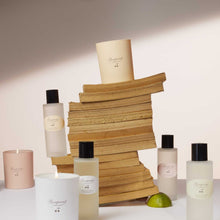 Load image into Gallery viewer, Scented Candle L'eau de Bonpoint 180g