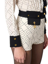 Load image into Gallery viewer, Two-colour shorts in double-layer crêpe fabric