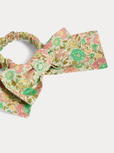 Load image into Gallery viewer, Jeani scrunchie in pink Liberty fabric