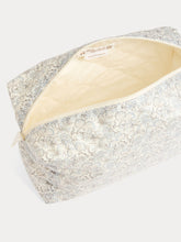 Load image into Gallery viewer, Quilted printed coated cotton pencil case