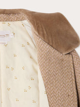 Load image into Gallery viewer, Jiba coat with velvet collar and padded lining
