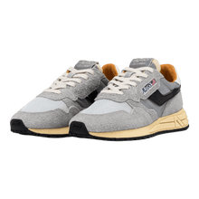 Load image into Gallery viewer, Autry Reelwind Low Man Sand Cracked Leather and Nylon WWLM-RL04