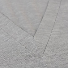 Load image into Gallery viewer, Top V