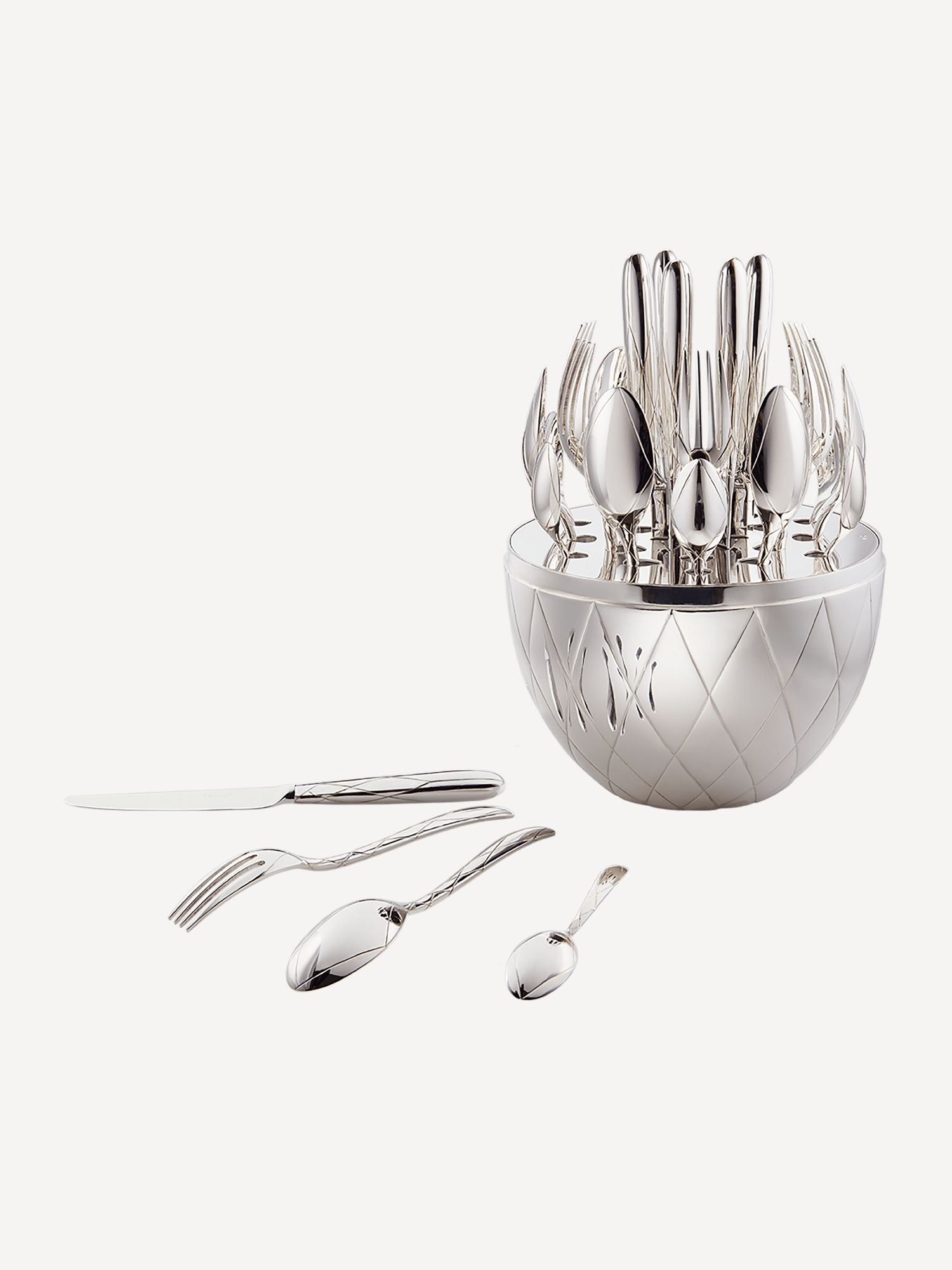 Silver-Plated 24-Piece Flatware Set Mood