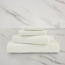 Load image into Gallery viewer, Unito Bath Towel
