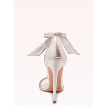 Load image into Gallery viewer, Clarita 100 Golden Sandal