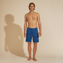 Load image into Gallery viewer, Men 5-Pockets Denim Bermuda Shorts Ronde des Tortues
