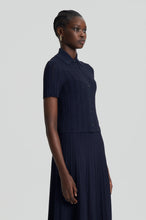 Load image into Gallery viewer, Pleat lace shirt - navy
