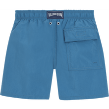 Load image into Gallery viewer, Boys Water-reactive Swim Trunks Running Stars

