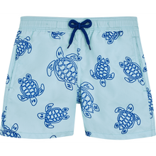 Load image into Gallery viewer, Boys Swim Trunks Ronde des Tortues
