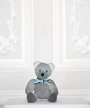 Load image into Gallery viewer, Doudours Gris de Serge Mansau 375ex - Daum
